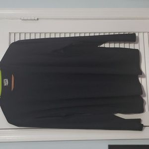 Under Armour long sleeve black t-shirt. 100% polyester. Barely worn. Men's XL.